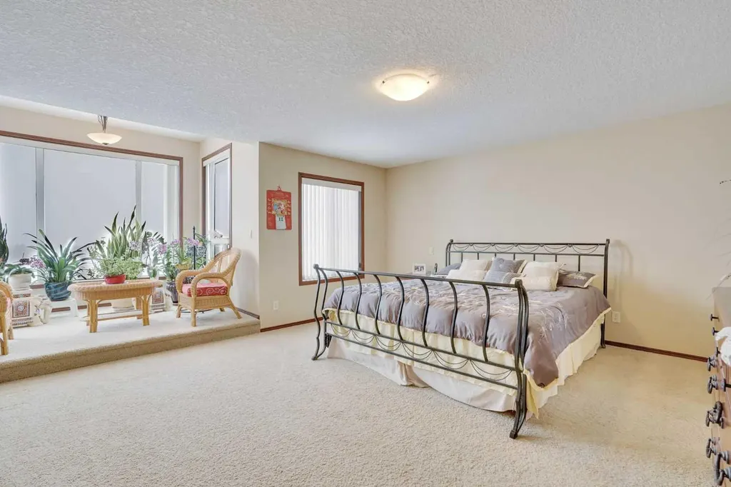 160 Tremblant Way SW Calgary AB T3H 0B8