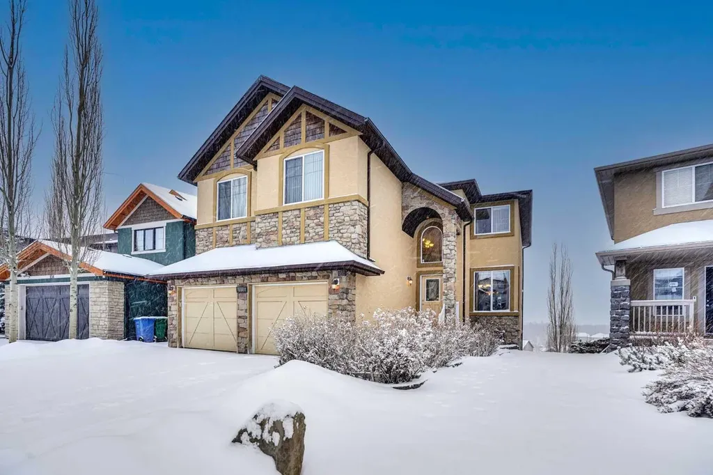 160 Tremblant Way SW Calgary AB T3H 0B8