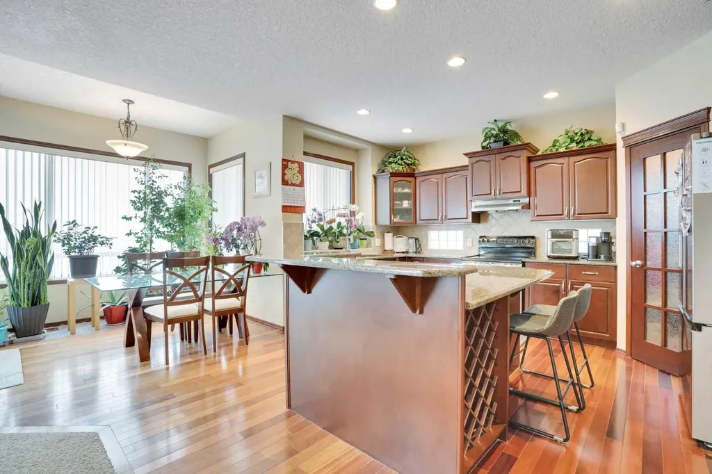160 Tremblant Way SW Calgary AB T3H 0B8