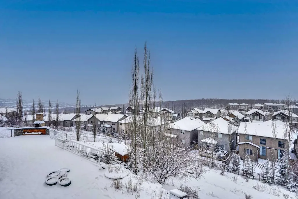 160 Tremblant Way SW Calgary AB T3H 0B8