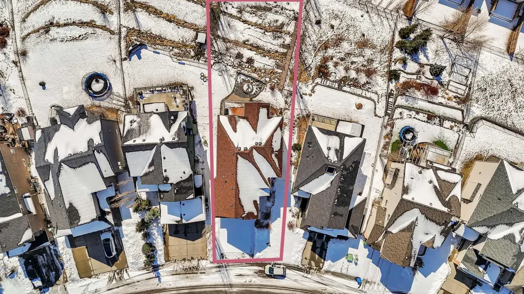 160 Tremblant Way SW Calgary AB T3H 0B8