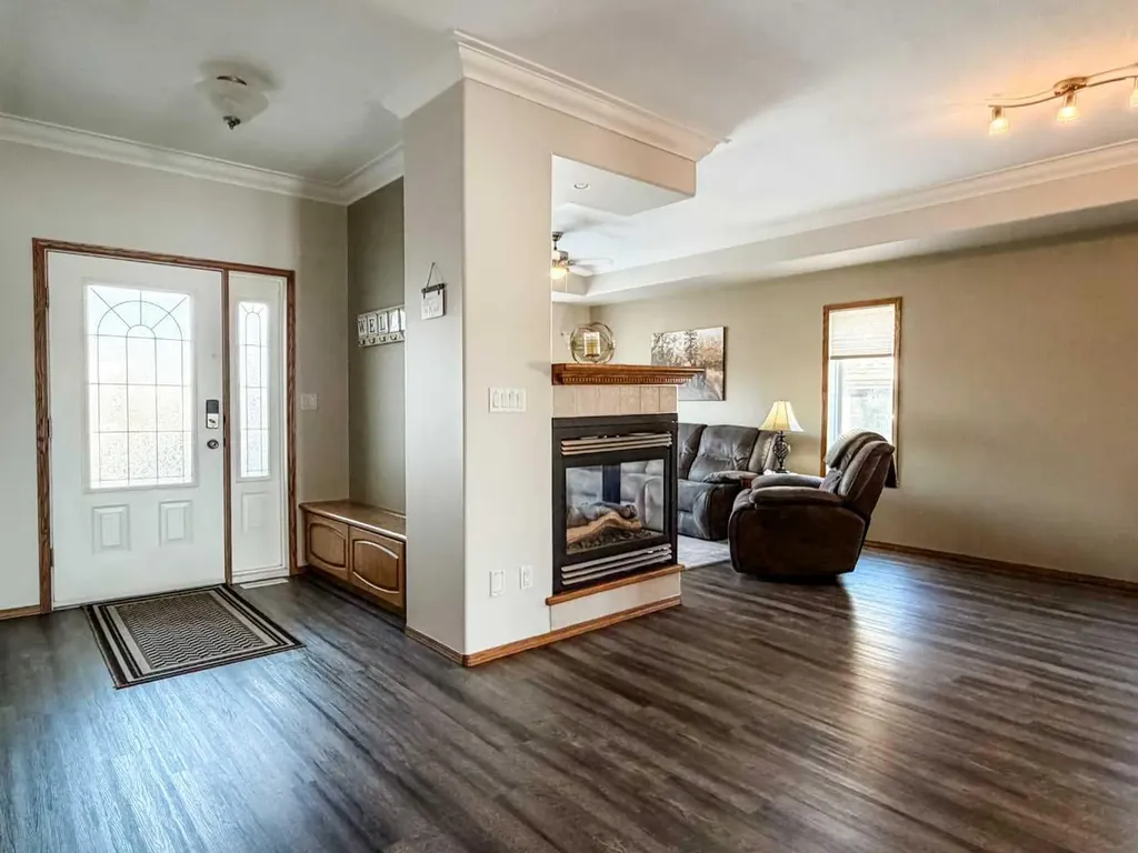 6701 41 Avenue Stettler AB T4K 1L1
