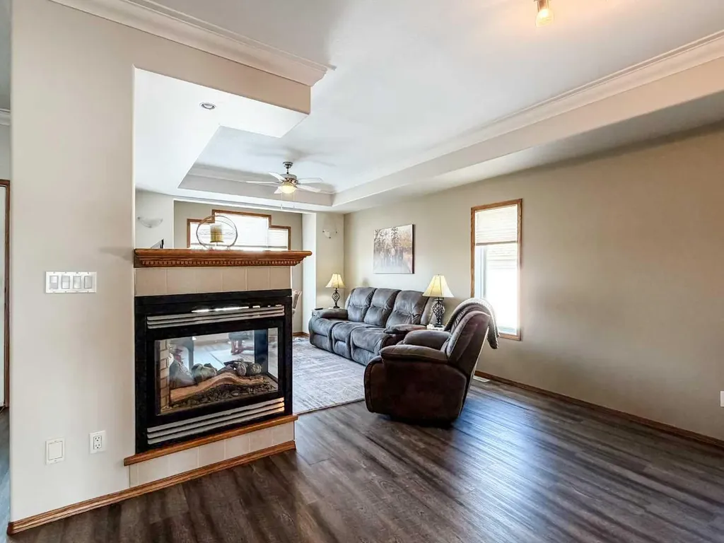 6701 41 Avenue Stettler AB T4K 1L1