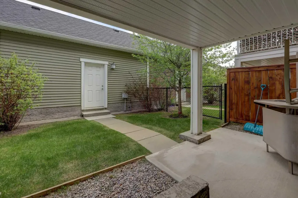115 Baysprings Terrace SW Airdrie AB T4B 4A8