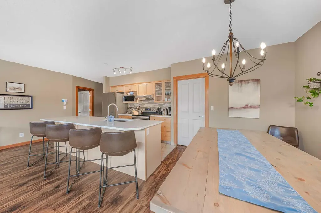 1120 Railway Avenue Canmore AB T1W 1P4