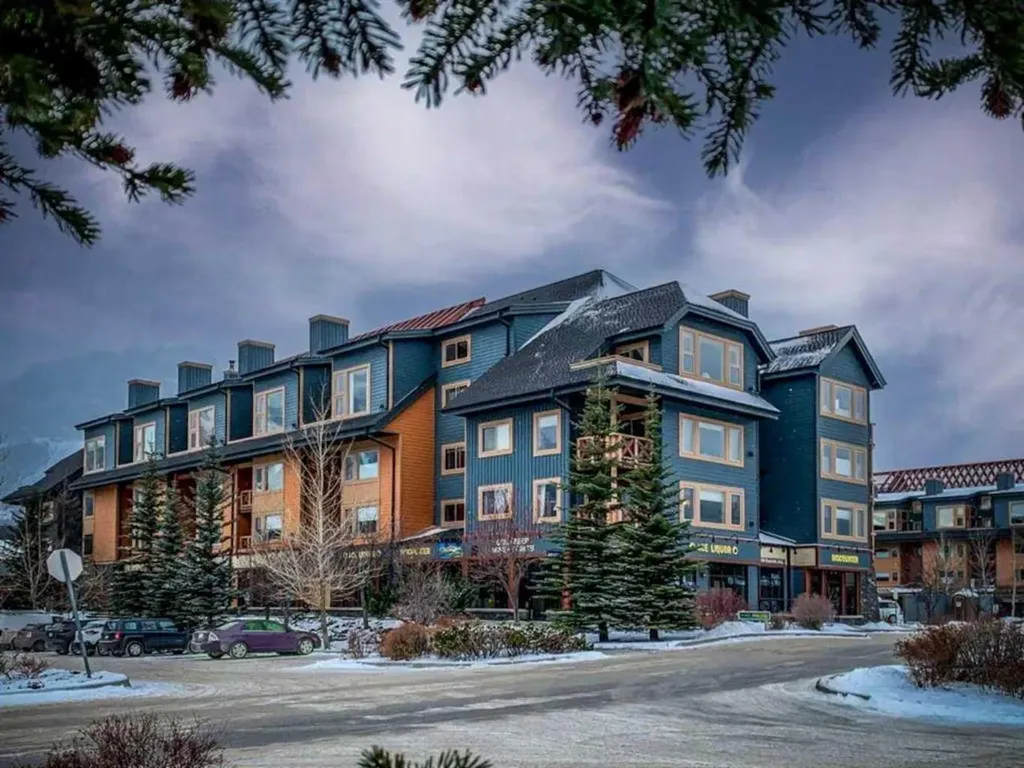 1120 Railway Avenue Canmore AB T1W 1P4