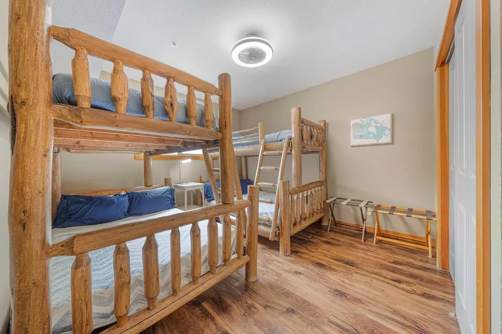 1120 Railway Avenue Canmore AB T1W 1P4