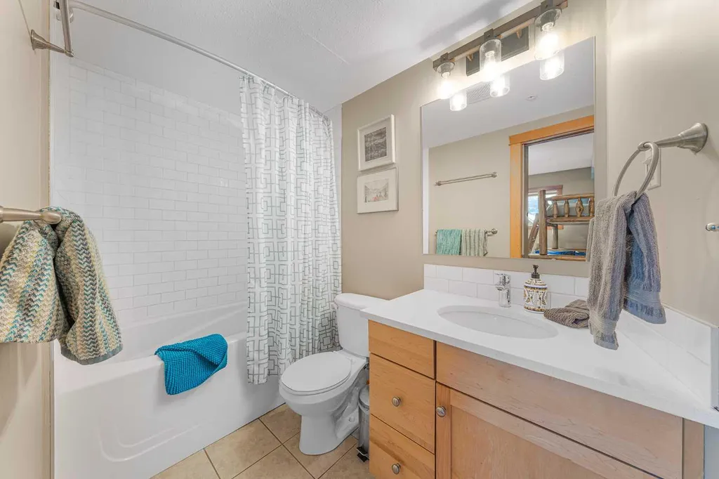 1120 Railway Avenue Canmore AB T1W 1P4