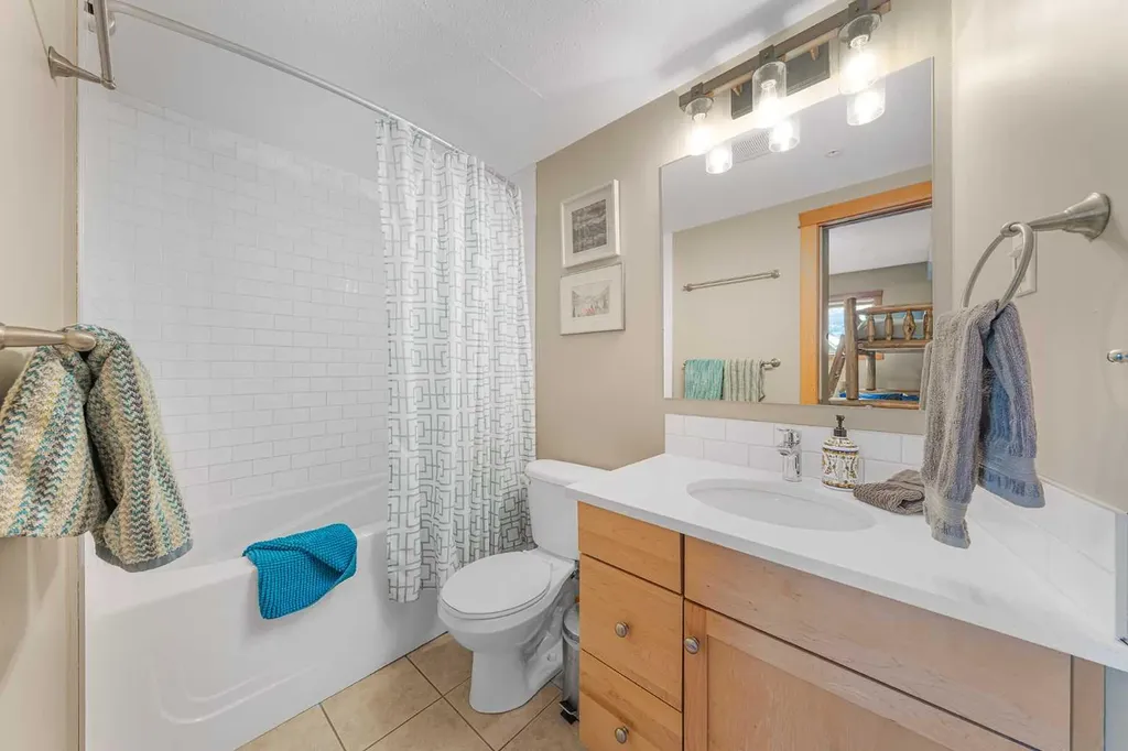 1120 Railway Avenue Canmore AB T1W 1P4