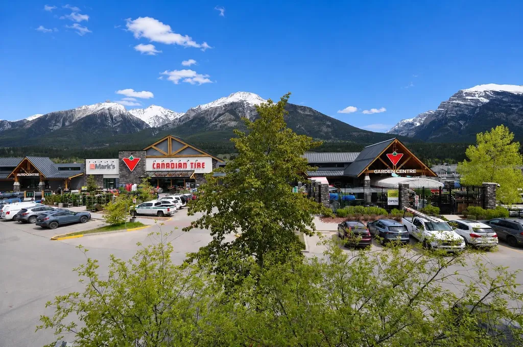 1120 Railway Avenue Canmore AB T1W 1P4