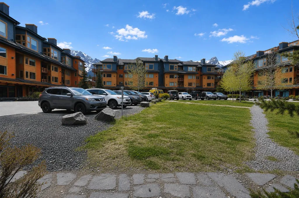 1120 Railway Avenue Canmore AB T1W 1P4