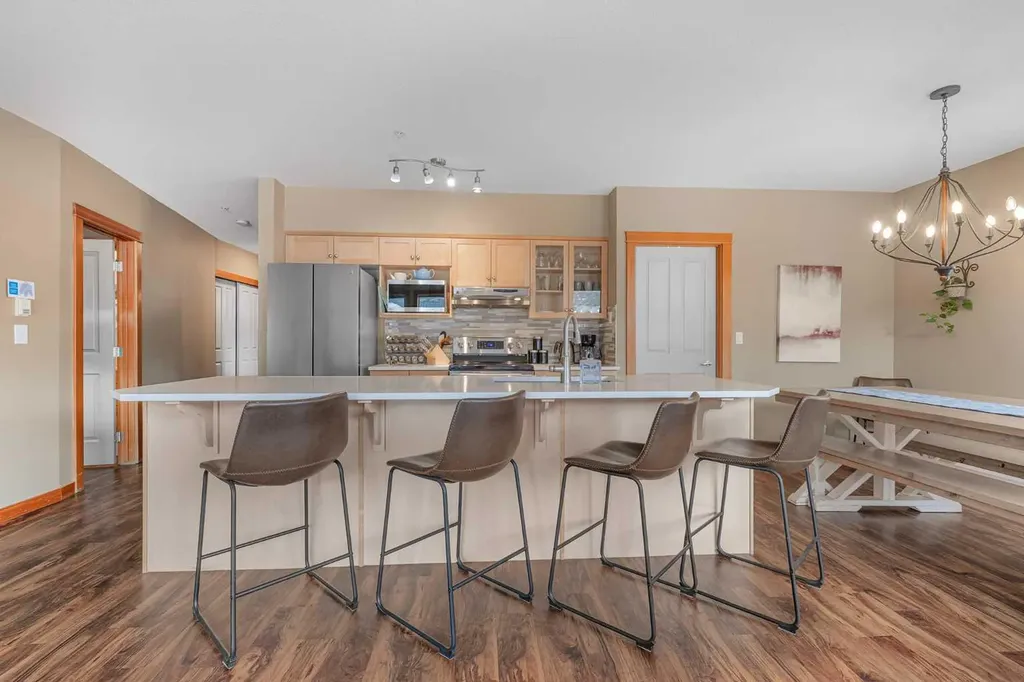 1120 Railway Avenue Canmore AB T1W 1P4