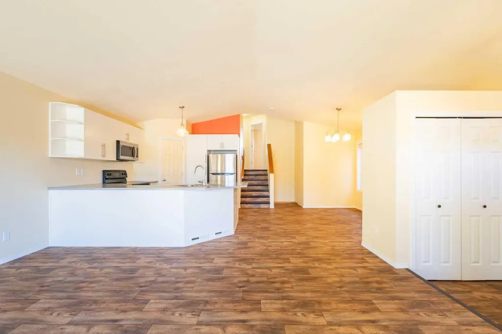 70 Peigan Court W Lethbridge AB T1K 7N8