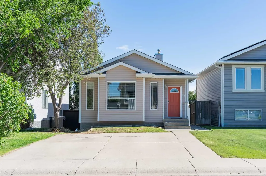 70 Peigan Court W Lethbridge AB T1K 7N8