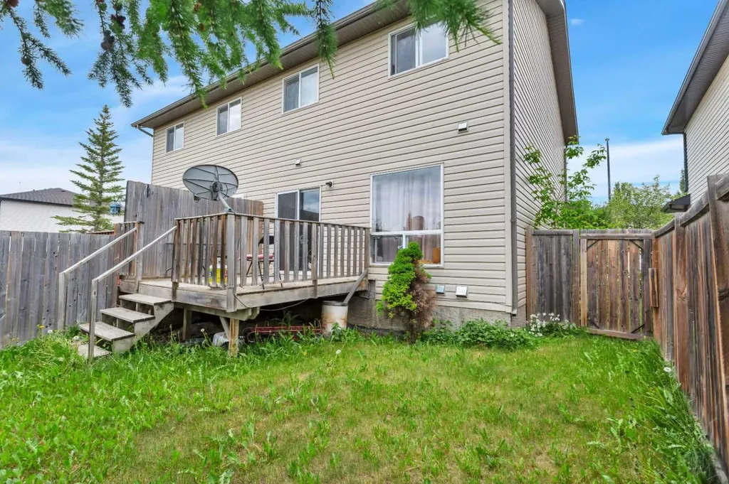 116 Arthur Close Red Deer AB T4R 3M5