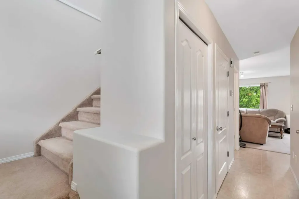 116 Arthur Close Red Deer AB T4R 3M5
