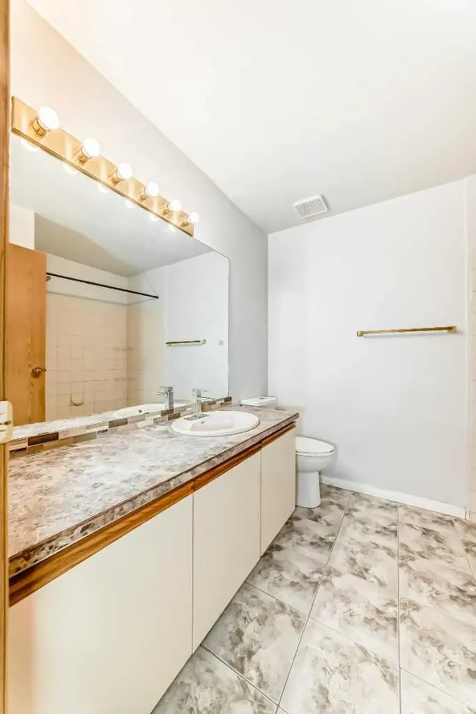 1011 17a Street NE Calgary AB T2E 4V2