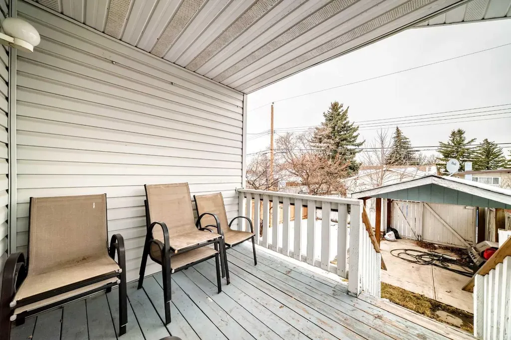 1011 17a Street NE Calgary AB T2E 4V2