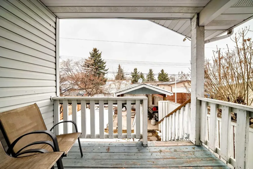 1011 17a Street NE Calgary AB T2E 4V2