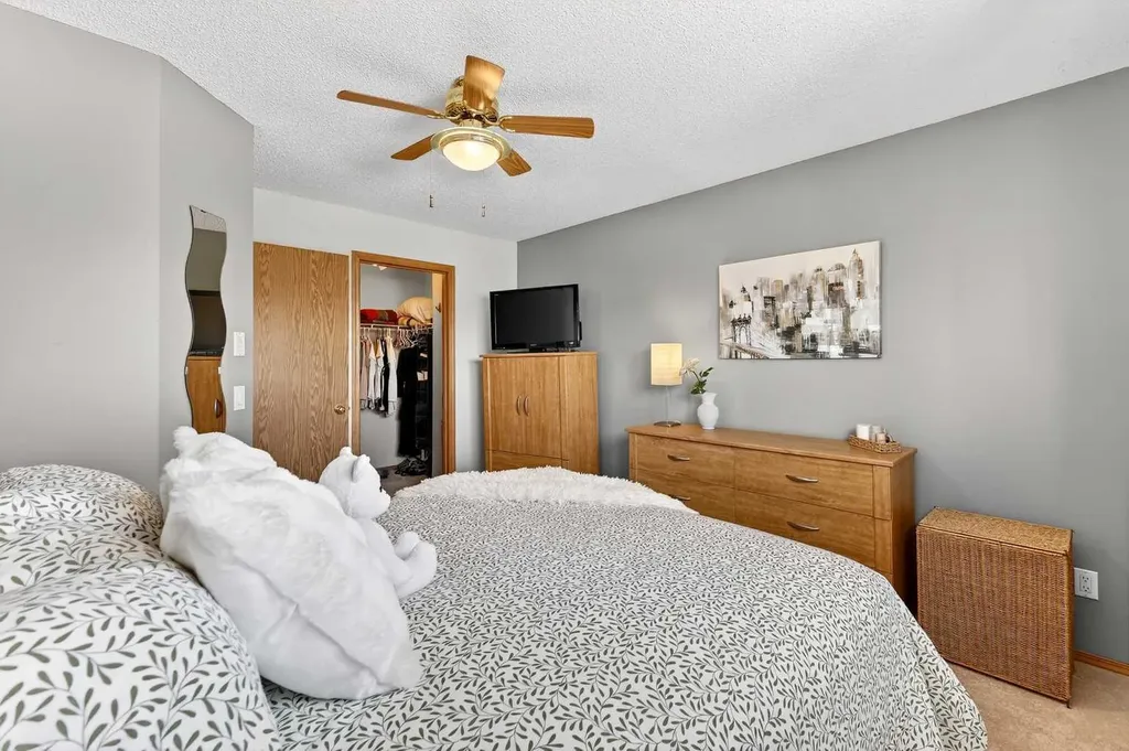 245 Millview Green SW Calgary AB T2Y3W1