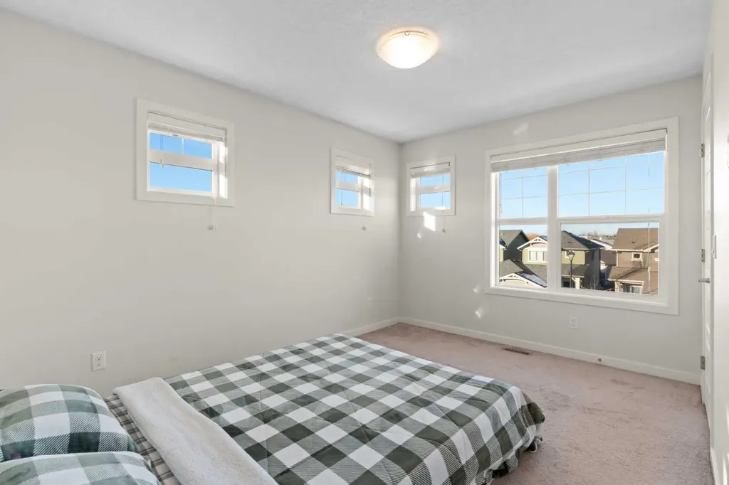 115 Sagewood Drive SW Airdrie AB T4B4V5