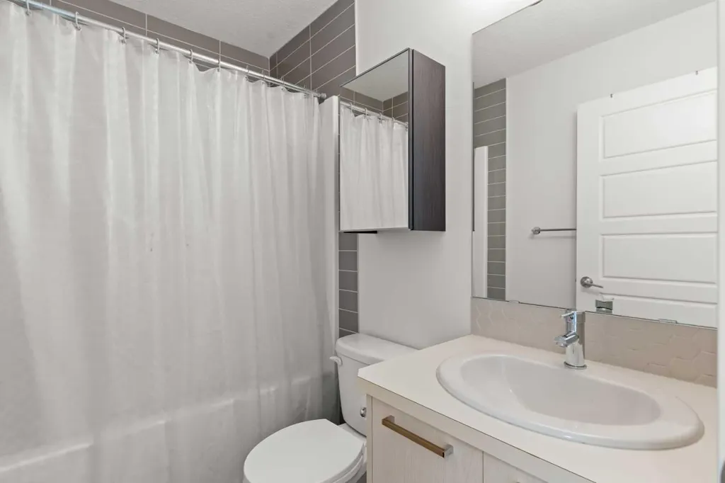 115 Sagewood Drive SW Airdrie AB T4B4V5