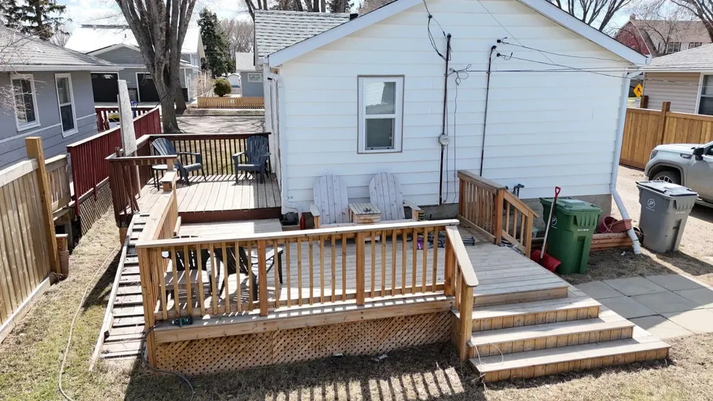 5014 55 Street Lloydminster AB T9V0S7