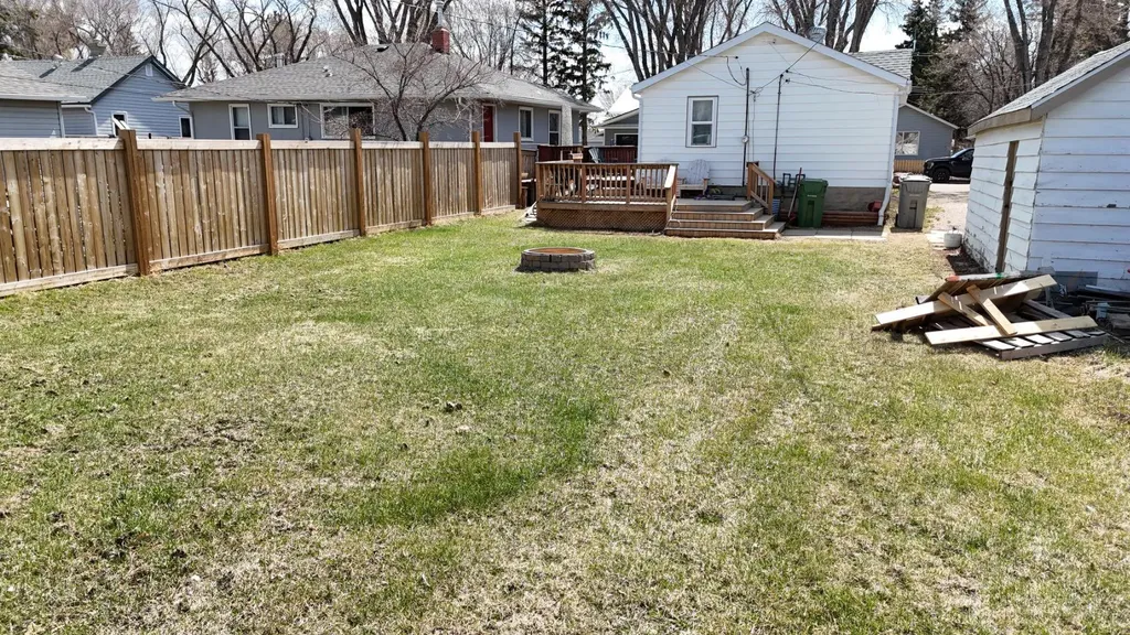5014 55 Street Lloydminster AB T9V0S7