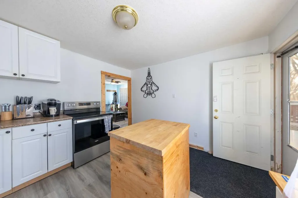 5014 55 Street Lloydminster AB T9V0S7