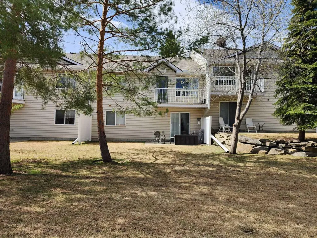 53 Somervale Point SW Calgary AB T2Y3K4