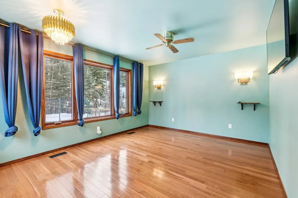 27 Elk Valley Place Bragg Creek AB T0L0K0
