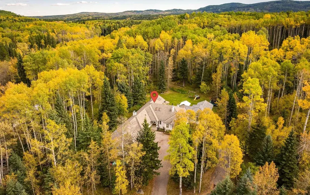 27 Elk Valley Place Bragg Creek AB T0L0K0