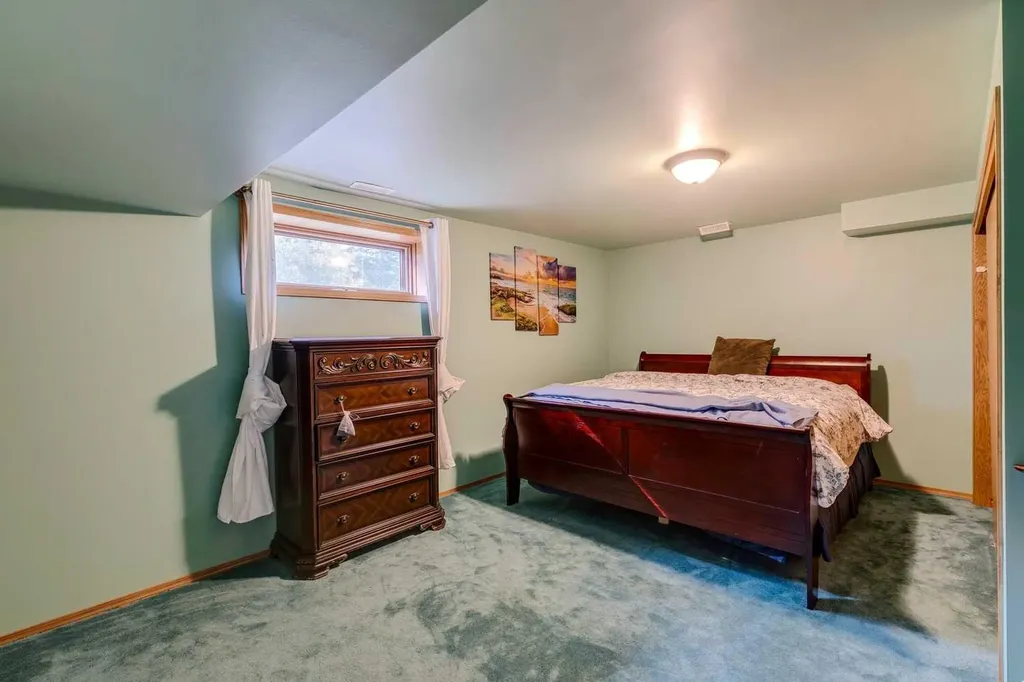 27 Elk Valley Place Bragg Creek AB T0L0K0