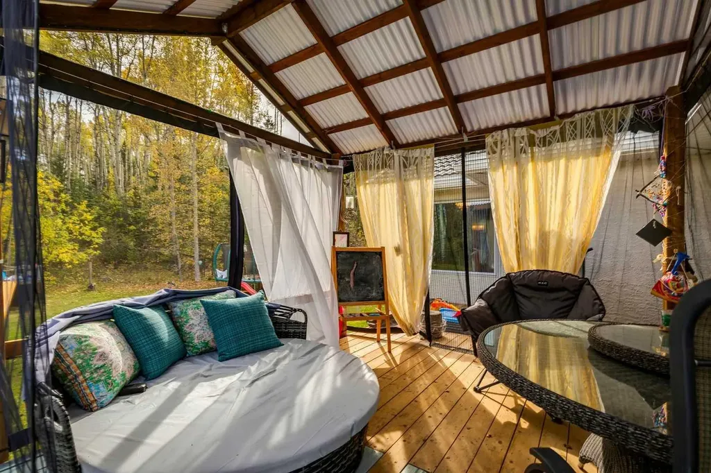 27 Elk Valley Place Bragg Creek AB T0L0K0