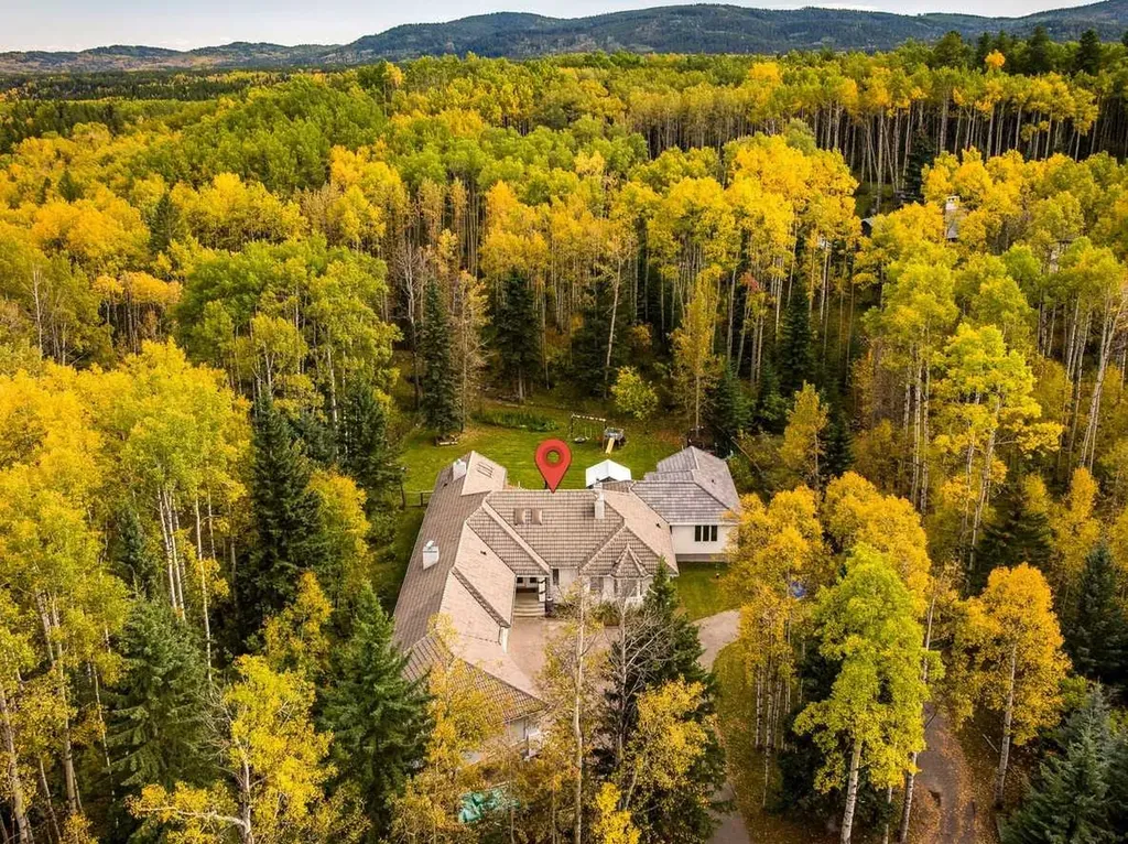 27 Elk Valley Place Bragg Creek AB T0L0K0