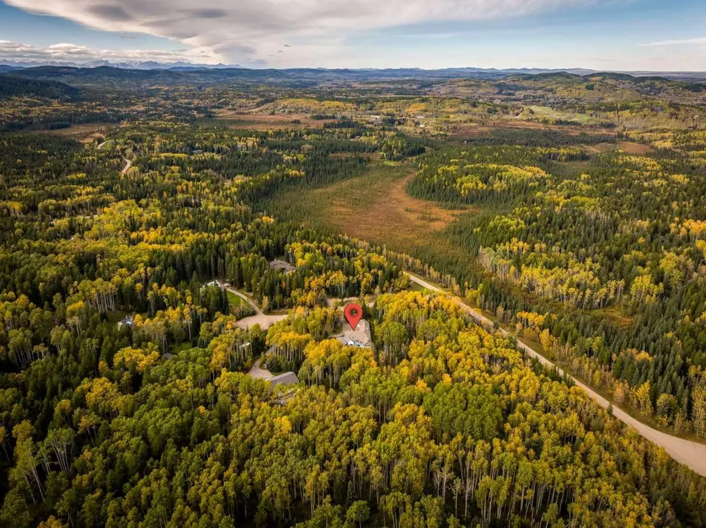 27 Elk Valley Place Bragg Creek AB T0L0K0