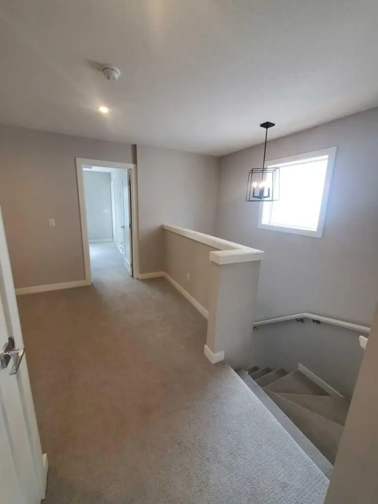 1045 West Lakeview Drive Chestermere AB T1X2T2