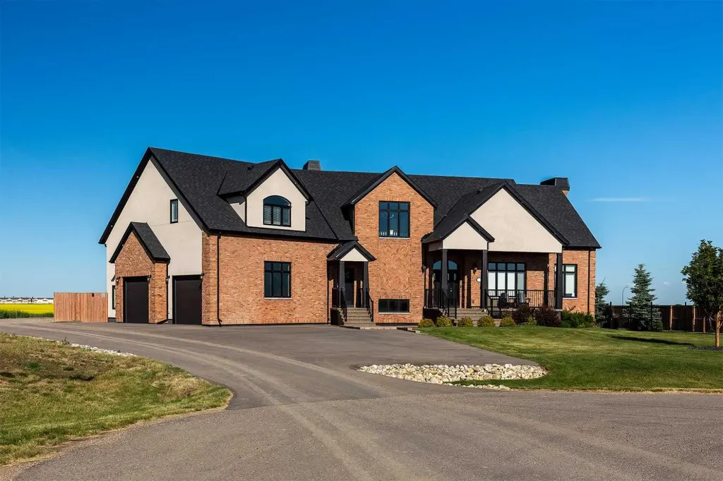 1 Edgemoor Way W Lethbridge AB T1J5R6