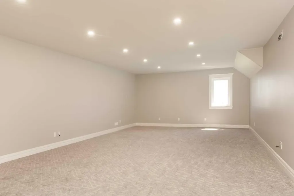 1 Edgemoor Way W Lethbridge AB T1J5R6