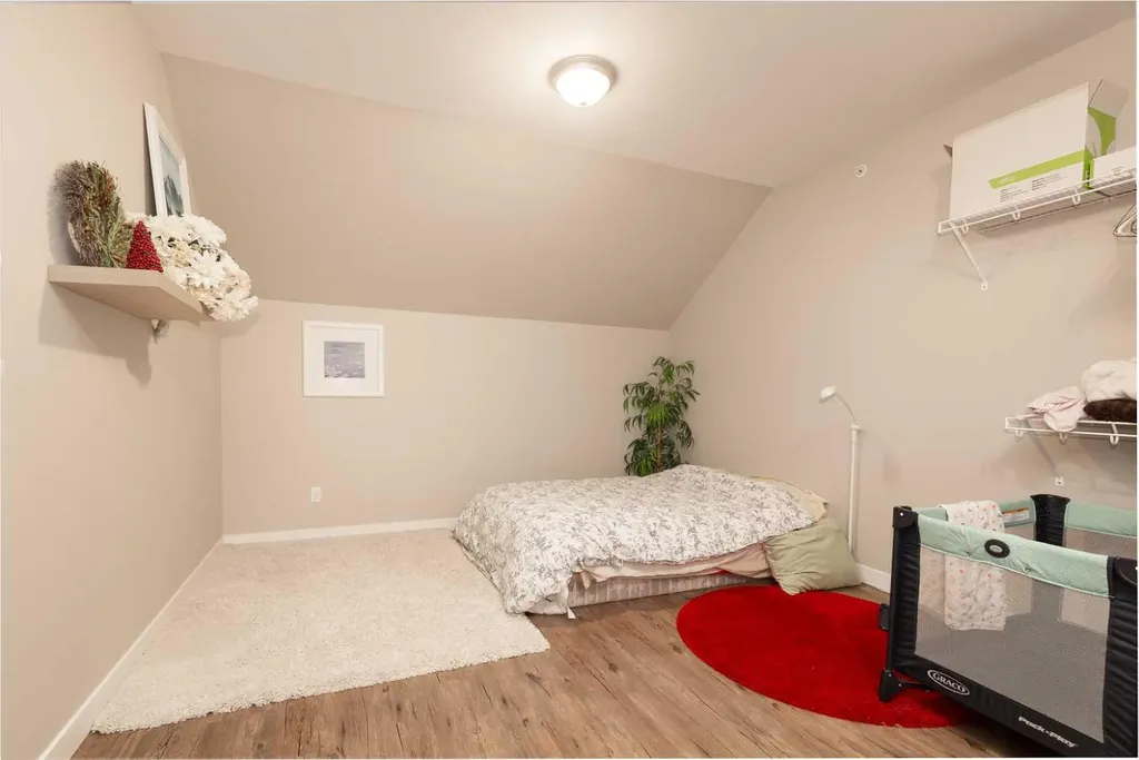 1 Edgemoor Way W Lethbridge AB T1J5R6