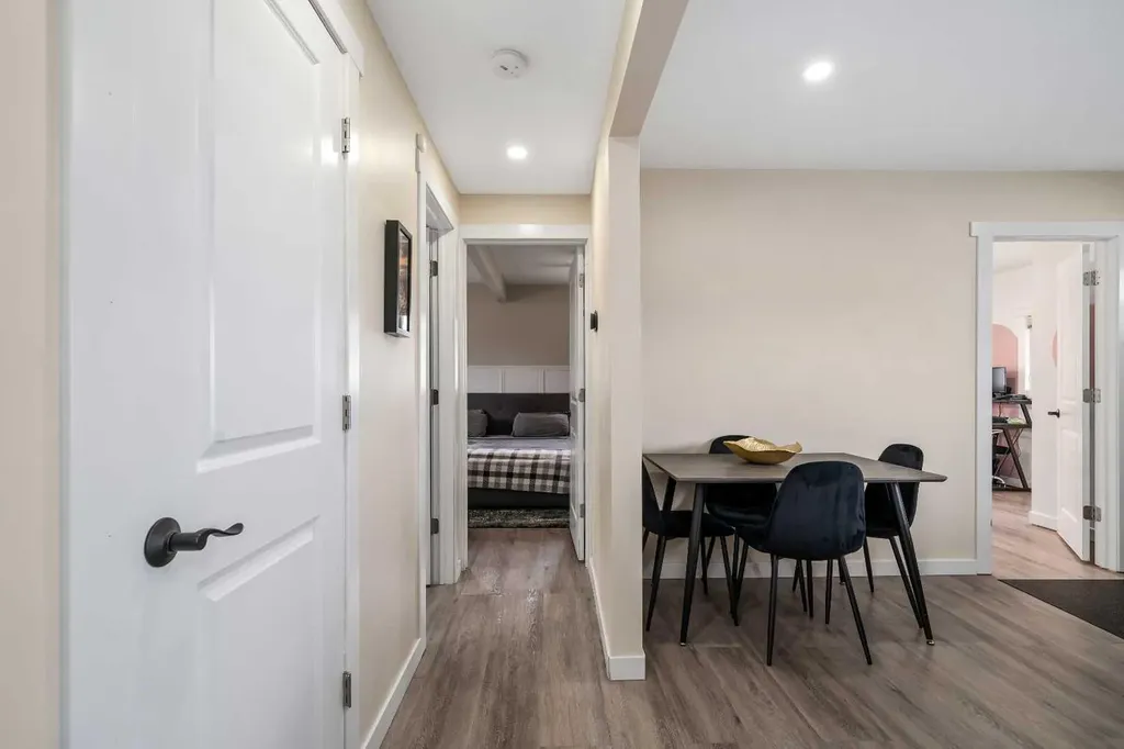 401 Broadway Avenue E Redcliff AB T0J2P0