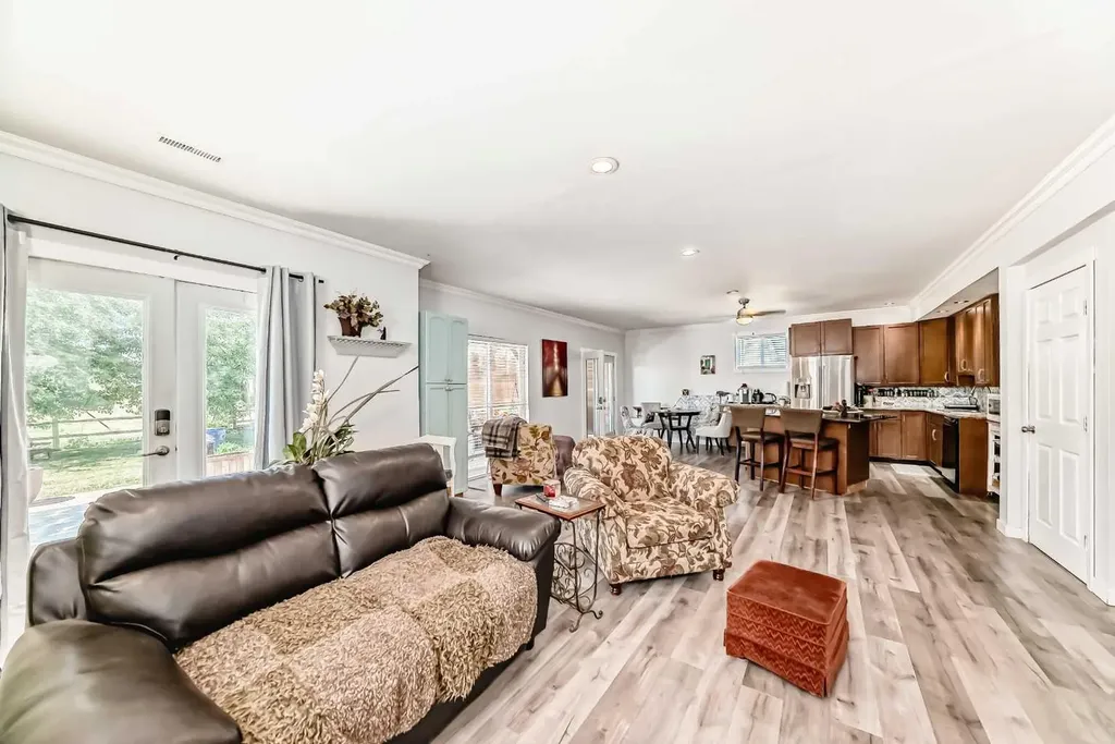 18 Wyndham Park View Carseland AB T0J 0M0