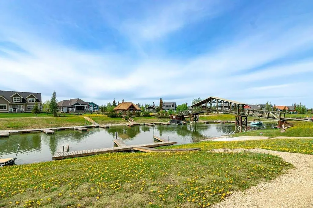 276 Canal Street Rural Ponoka County AB T0C 2J0