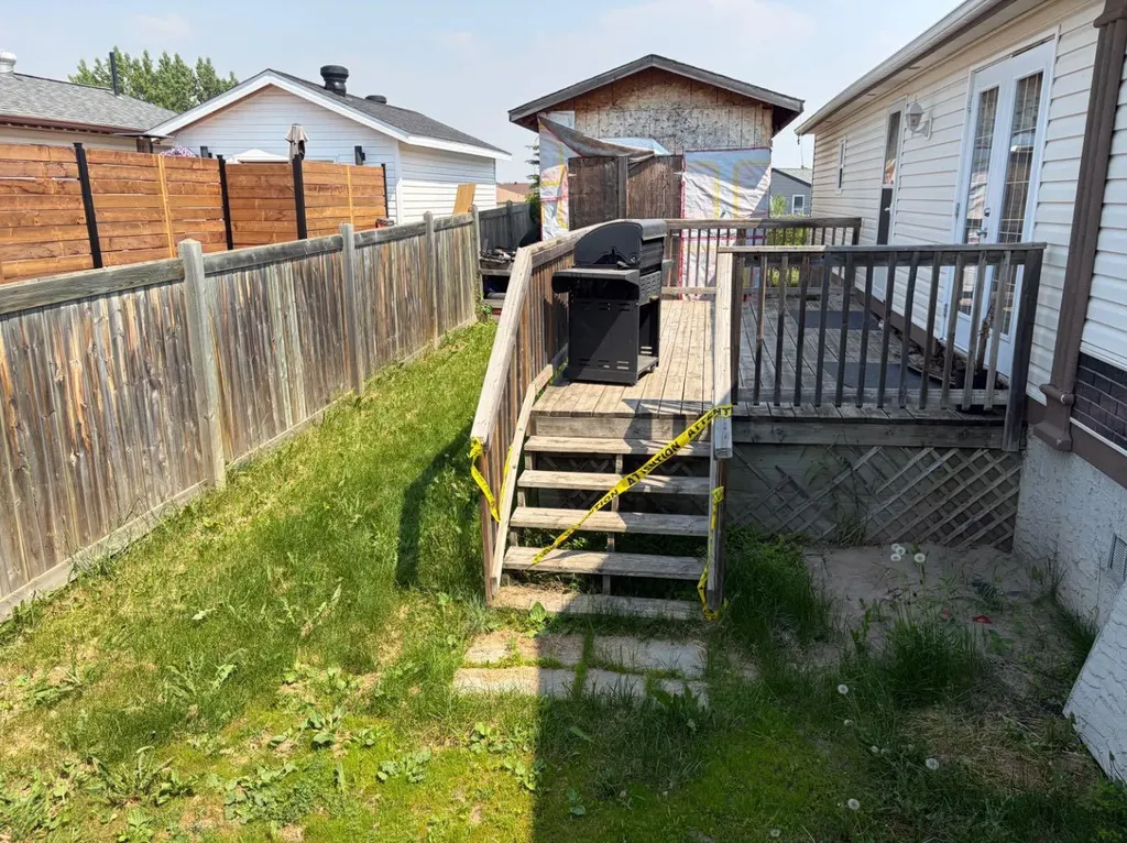 109 Elm Street Fort Mcmurray AB T9K 0J8
