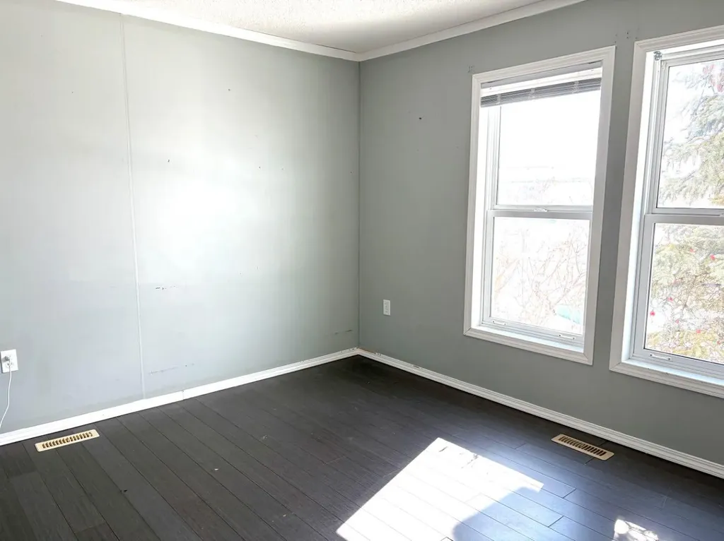 109 Elm Street Fort Mcmurray AB T9K 0J8