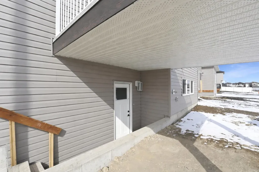 41 Emmett Crescent Red Deer AB T4P 3G8