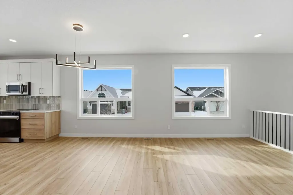 41 Emmett Crescent Red Deer AB T4P 3G8