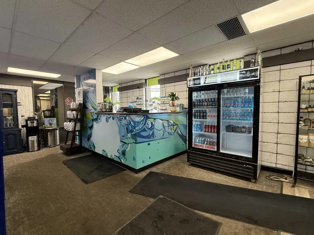 9917 112 Avenue Grande Prairie AB T8X 1V5