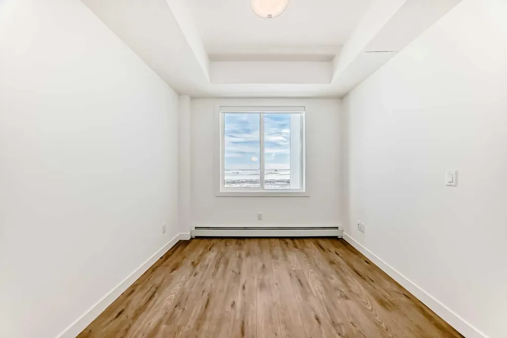 63 Corner Glen Crescent NE Calgary AB T3N 1H4