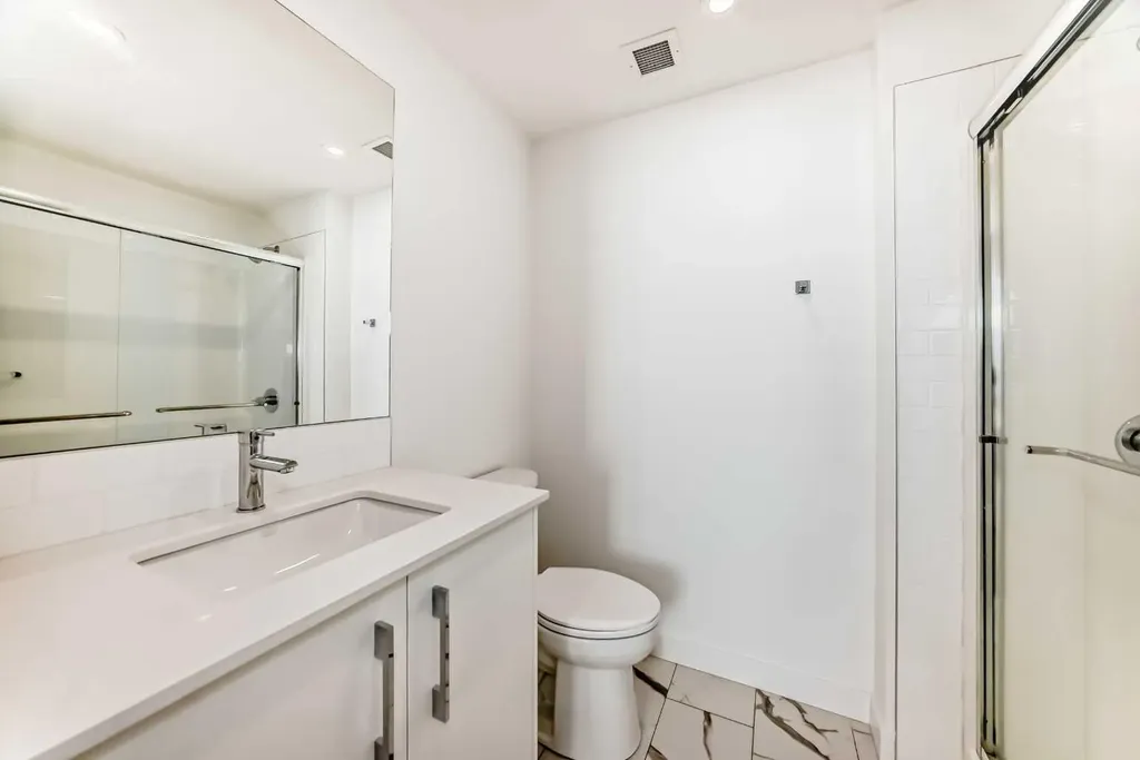 63 Corner Glen Crescent NE Calgary AB T3N 1H4